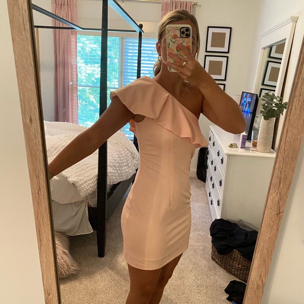 ASOS Pink Ruffle Bodycon Dress - Picture 3 of 5